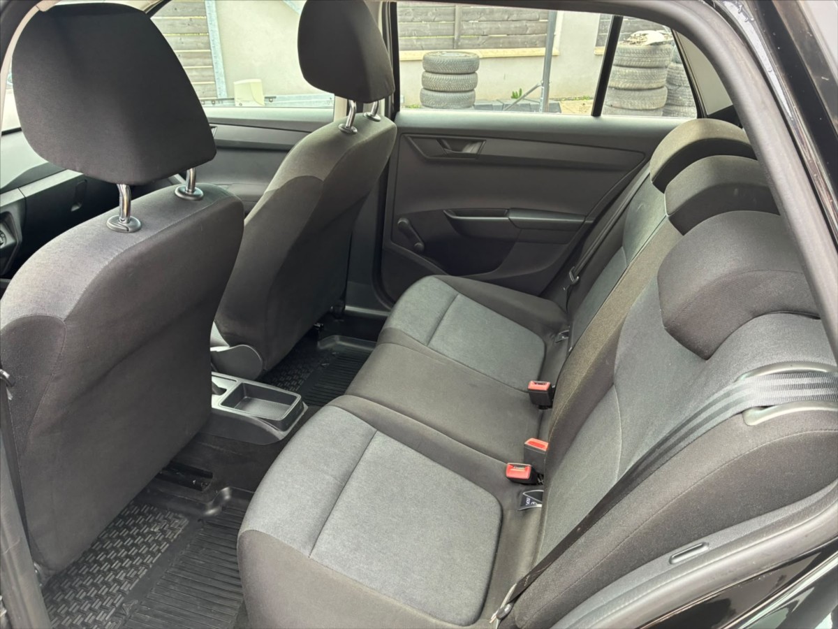 skoda-fabia-1-2-tsi-active-66kw - 8