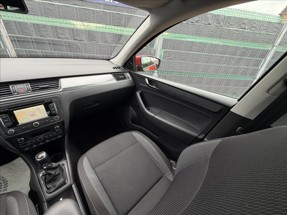skoda-rapid-1-6-tdi-spaceback-ambition - 9