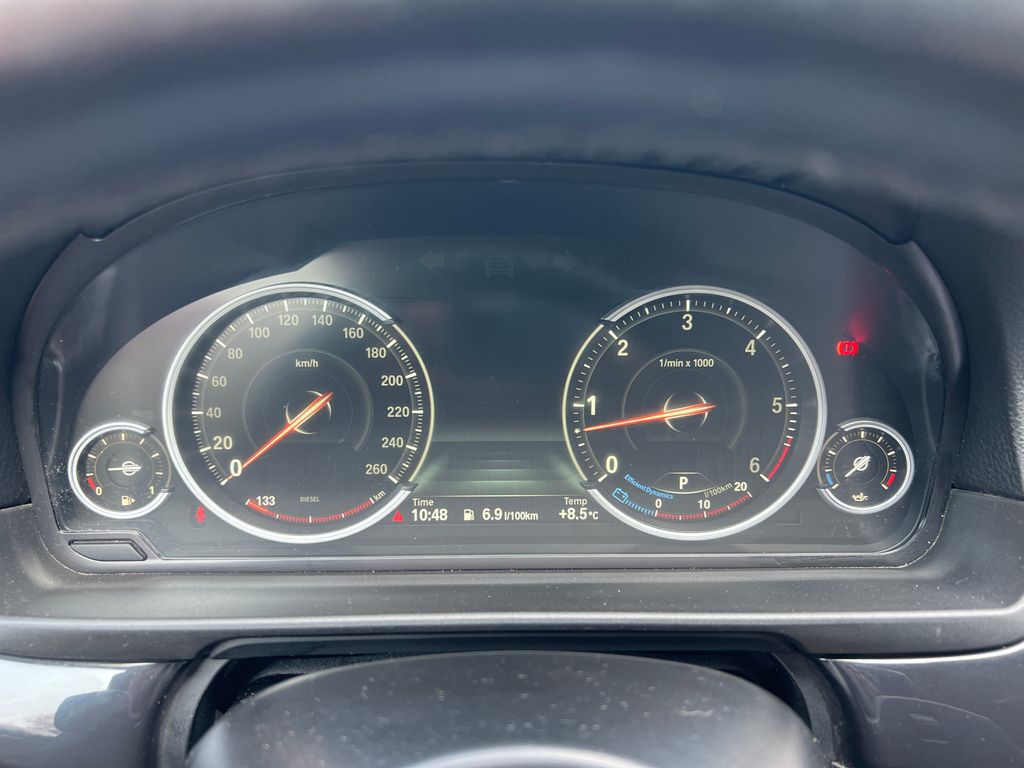 bmw-rada-5-3-0-d-530d-xdrive-4x4-automat - 8