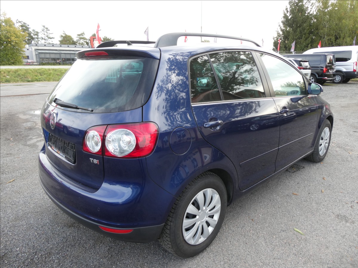 volkswagen-golf-plus-1-4-tsi-90kw-serviska - 6