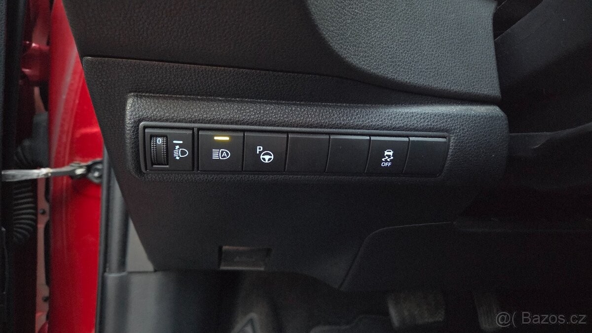 toyota-corolla-1-8-hybrid-gr-sport - 9