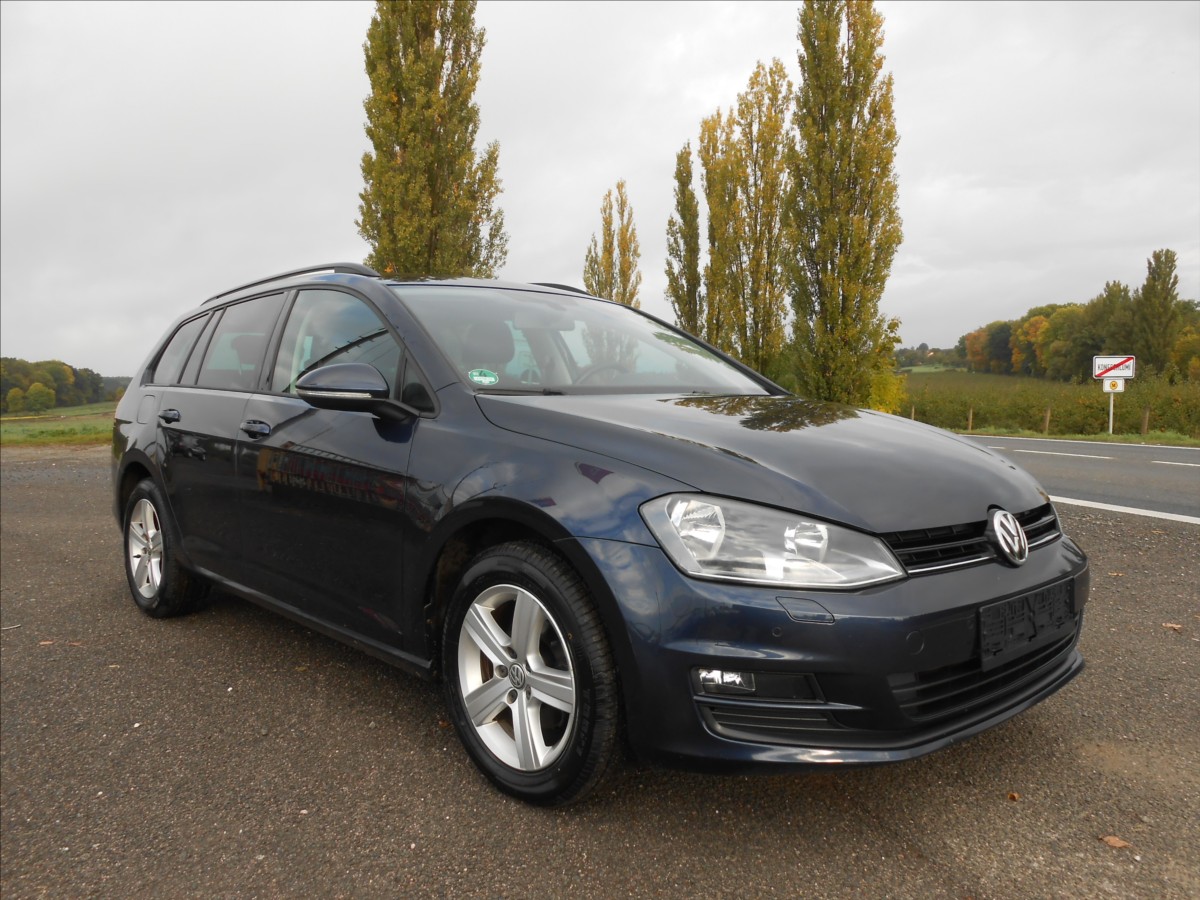 volkswagen-golf-1-2-tsi-77-kw-serviska - 2