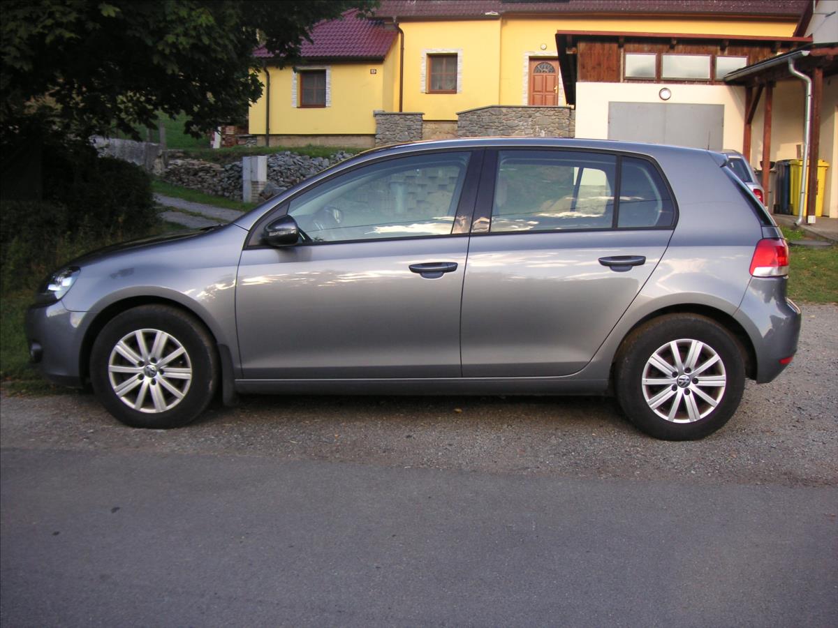 volkswagen-golf-1-2-tsi - 2
