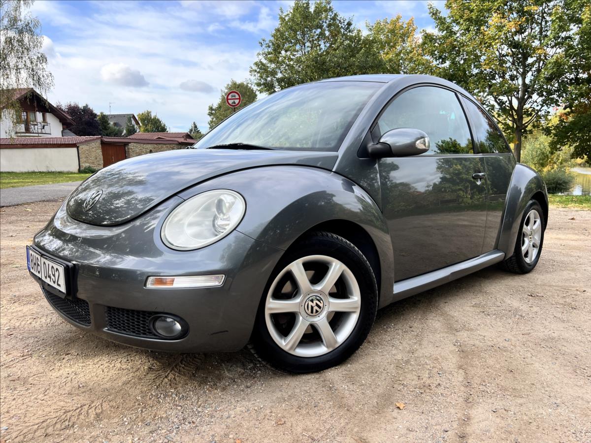 Volkswagen New Beetle 1,6 i 75kW 96000KM!!!