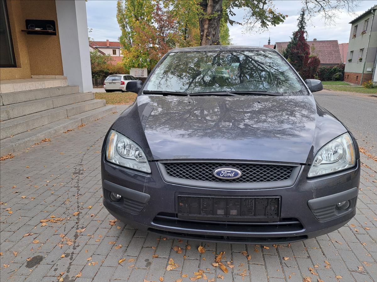 ford-focus-1-4-i - 1