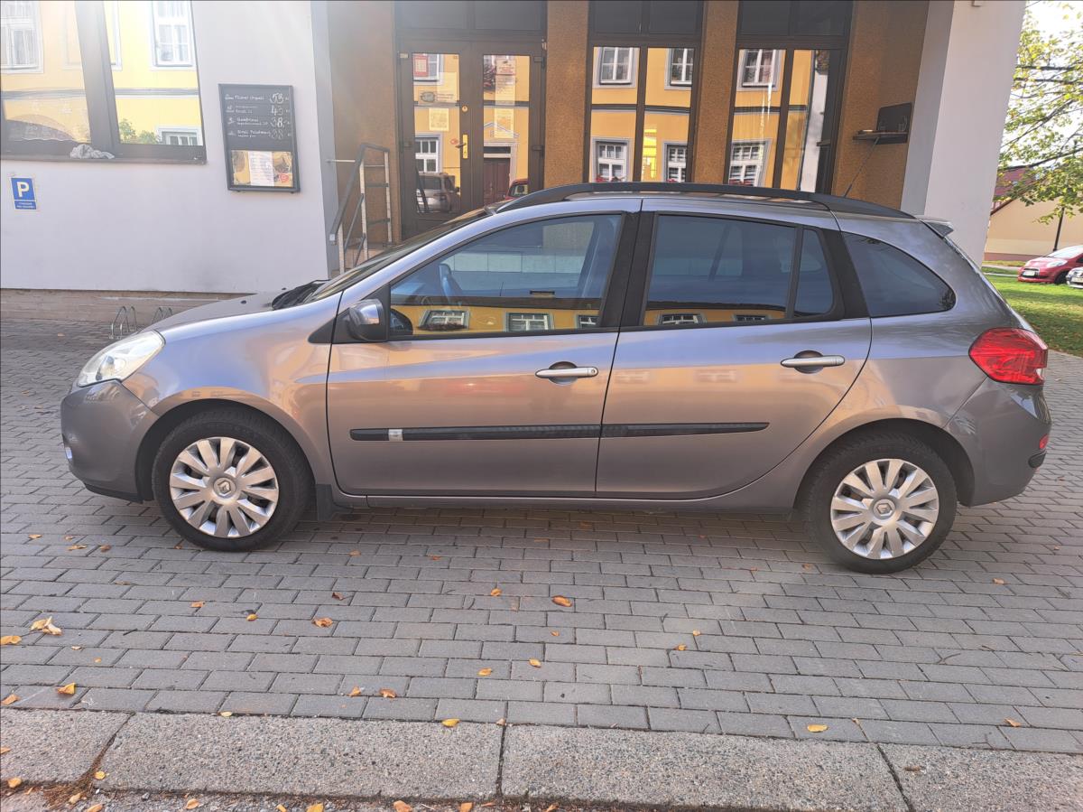 renault-clio-1-2-i-kombi - 5