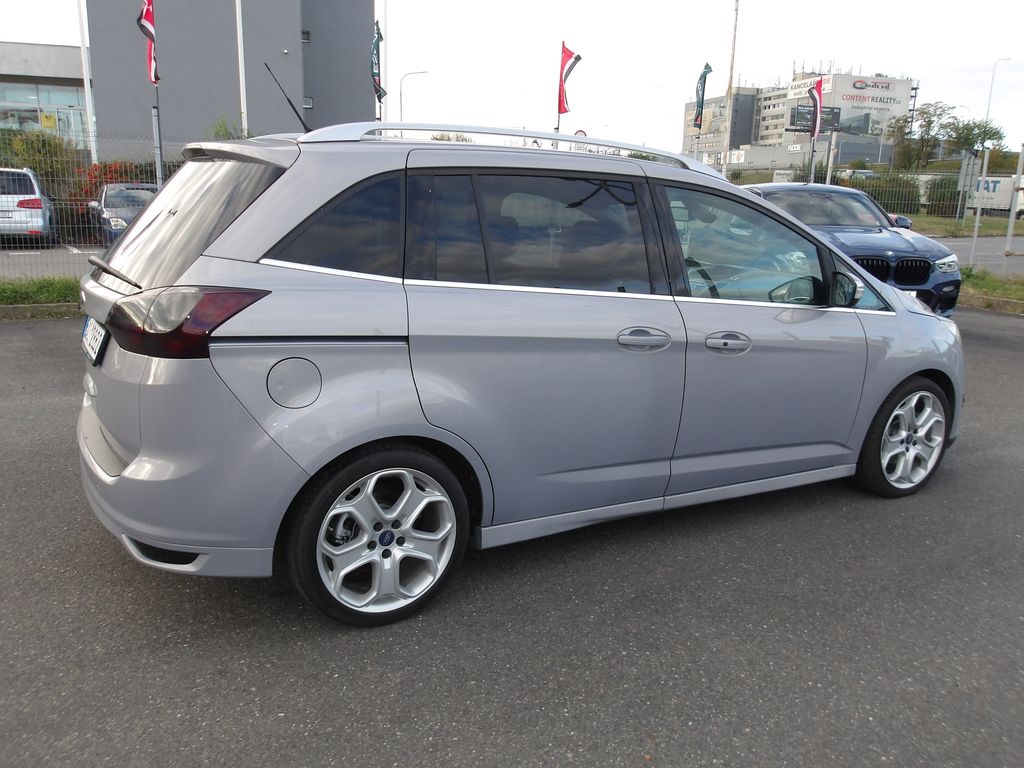 ford-grand-c-max-1-6tdci-krasavec-7-mist - 6
