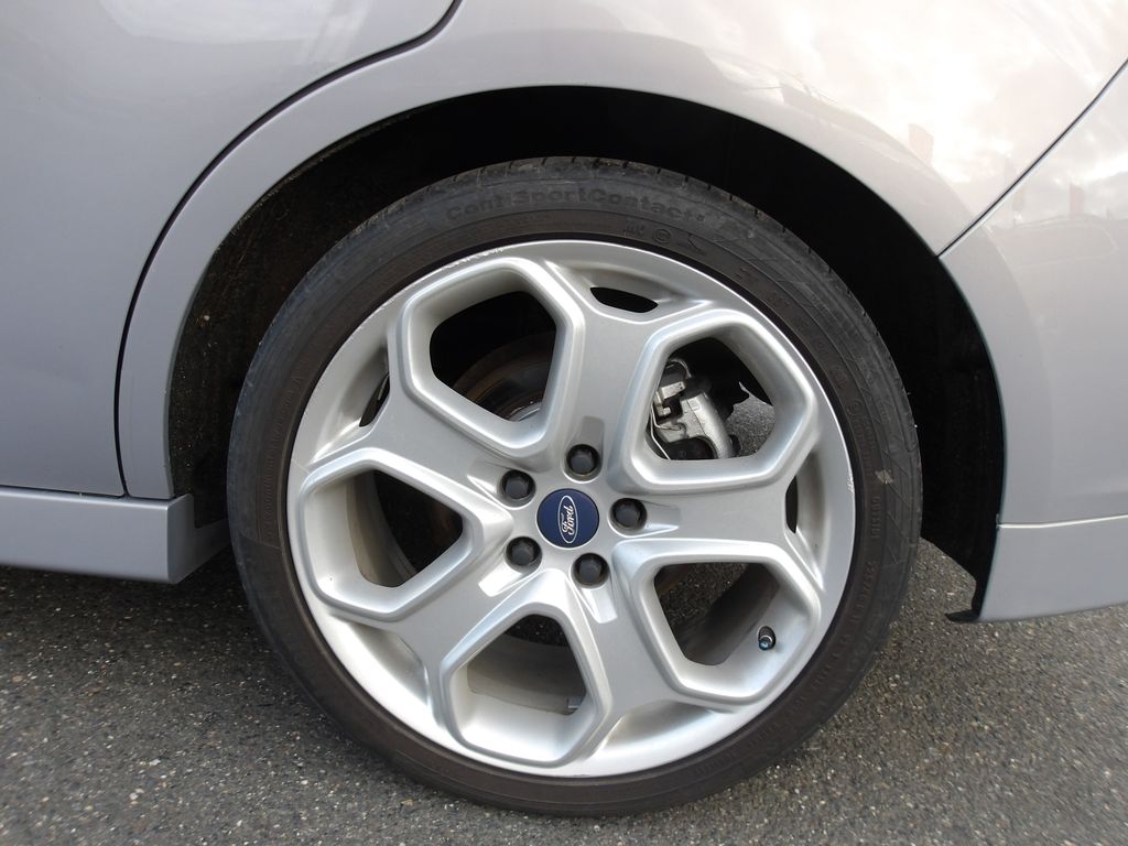 ford-grand-c-max-1-6tdci-krasavec-7-mist - 9