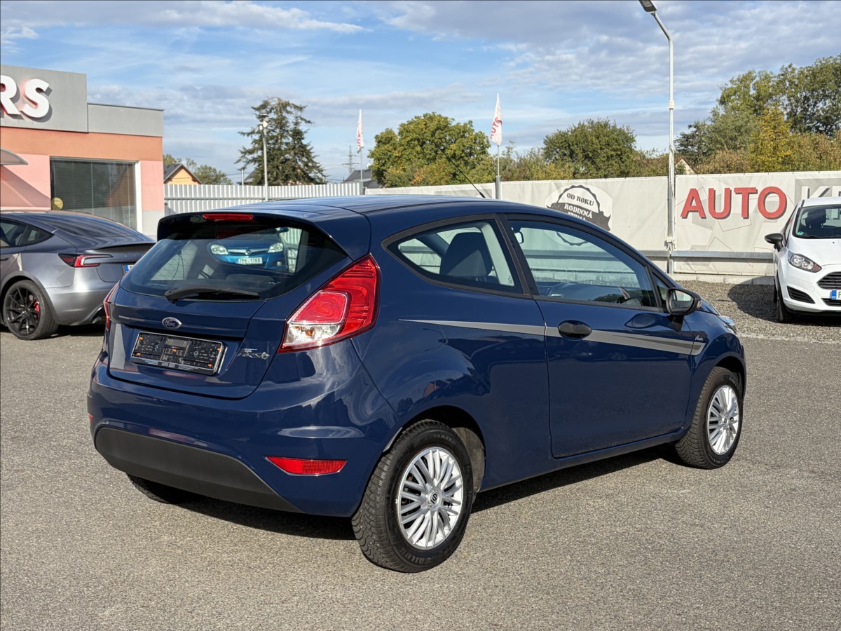ford-fiesta-1-2-i-ctyrvalec-zachovala - 4