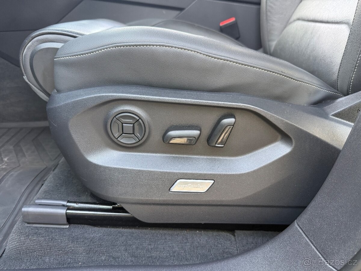 volkswagen-touareg-3-0-v6-210kw-top-stav - 4
