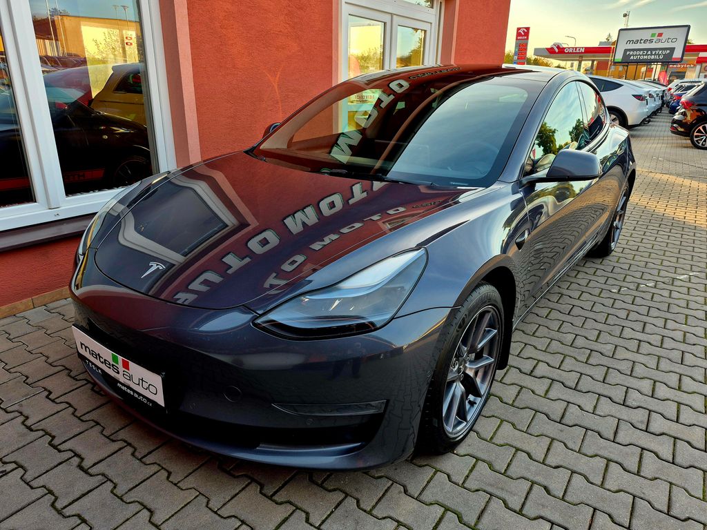 Tesla Model 3 Long Range Dual Motor - 366 kW SOH 87,9% TAŽNÉ