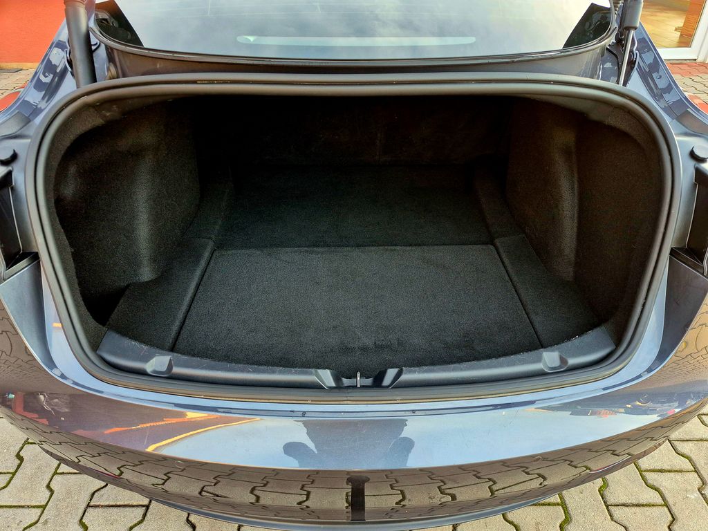 tesla-model-3-long-range-dual-motor-366-kw-soh-87-9-tazne - 9