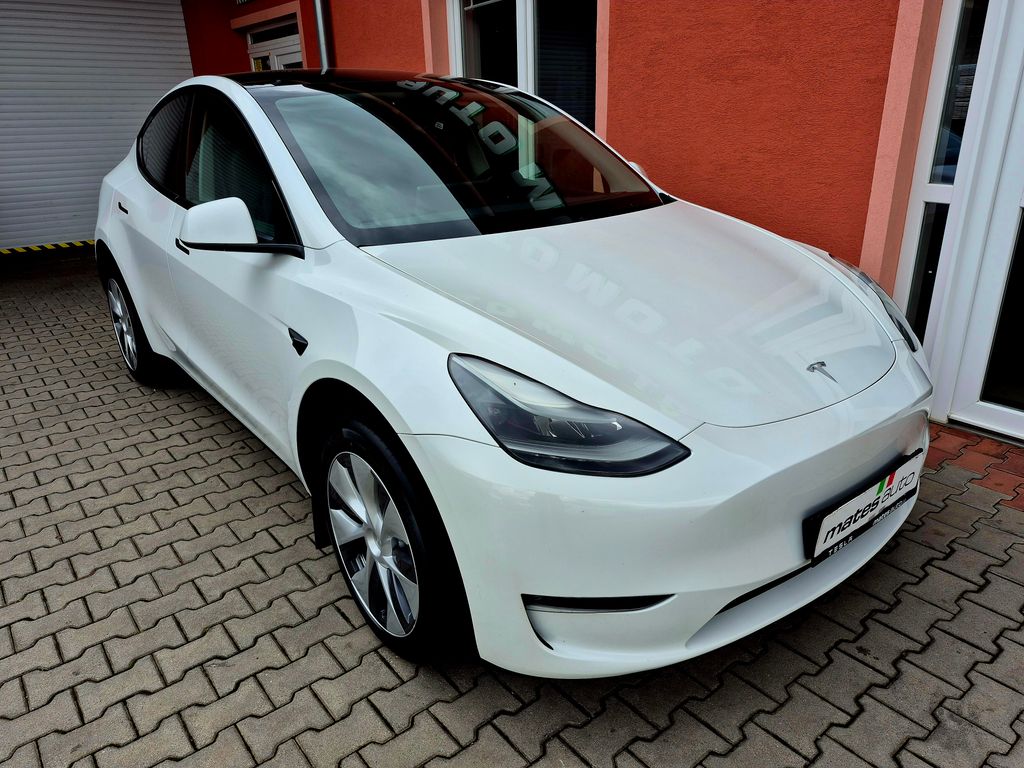 tesla-model-y-long-range-dual-motor-378-kw-berlin-odpocet - 3