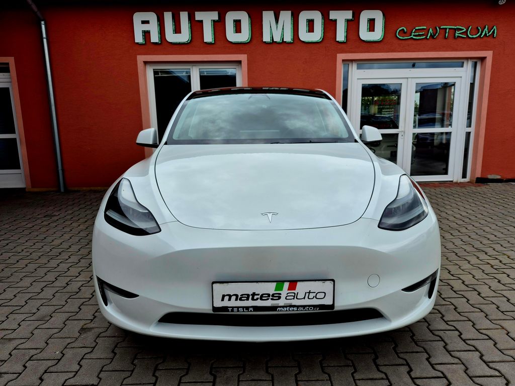 tesla-model-y-long-range-dual-motor-378-kw-berlin-odpocet - 6