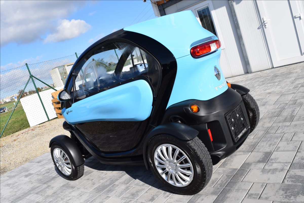 renault-twizy-13kw-80-po-servise - 4