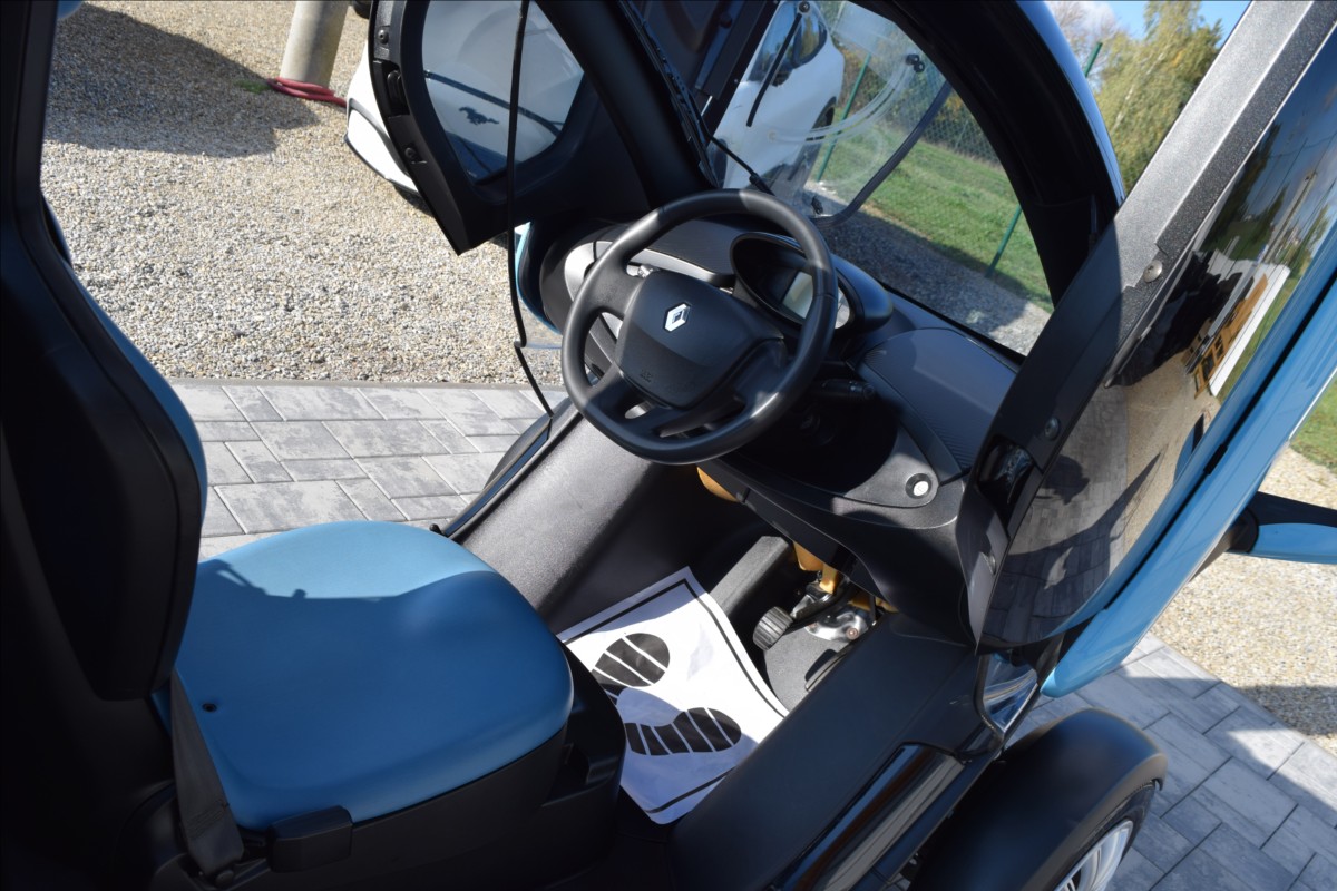 renault-twizy-13kw-80-po-servise - 8