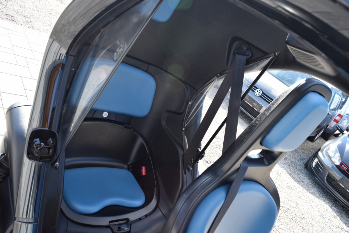 renault-twizy-13kw-80-po-servise - 9