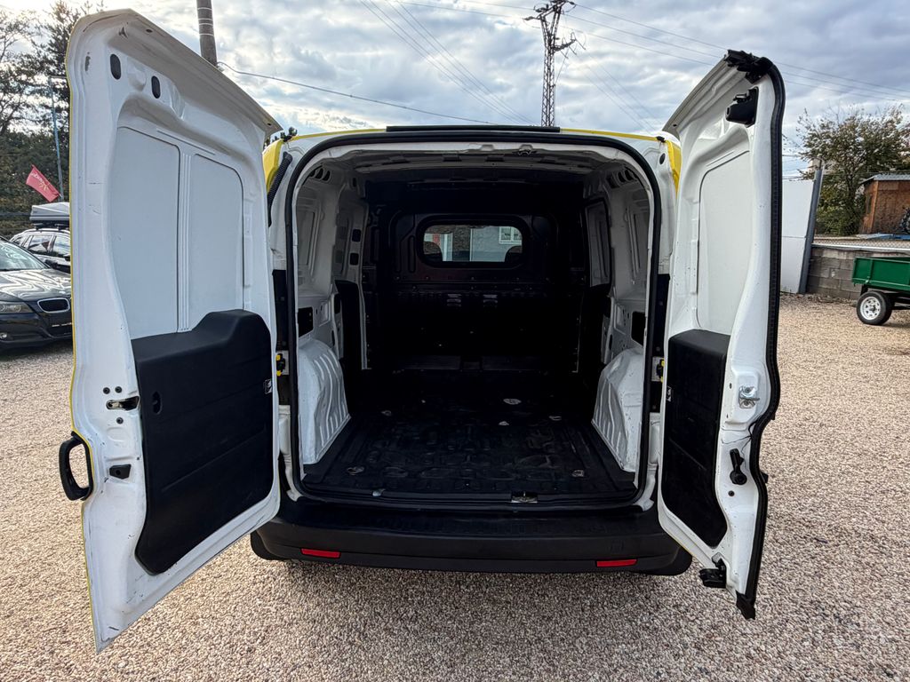 fiat-doblo-1-6mjt-77kw-cz-dph-top-servis - 4