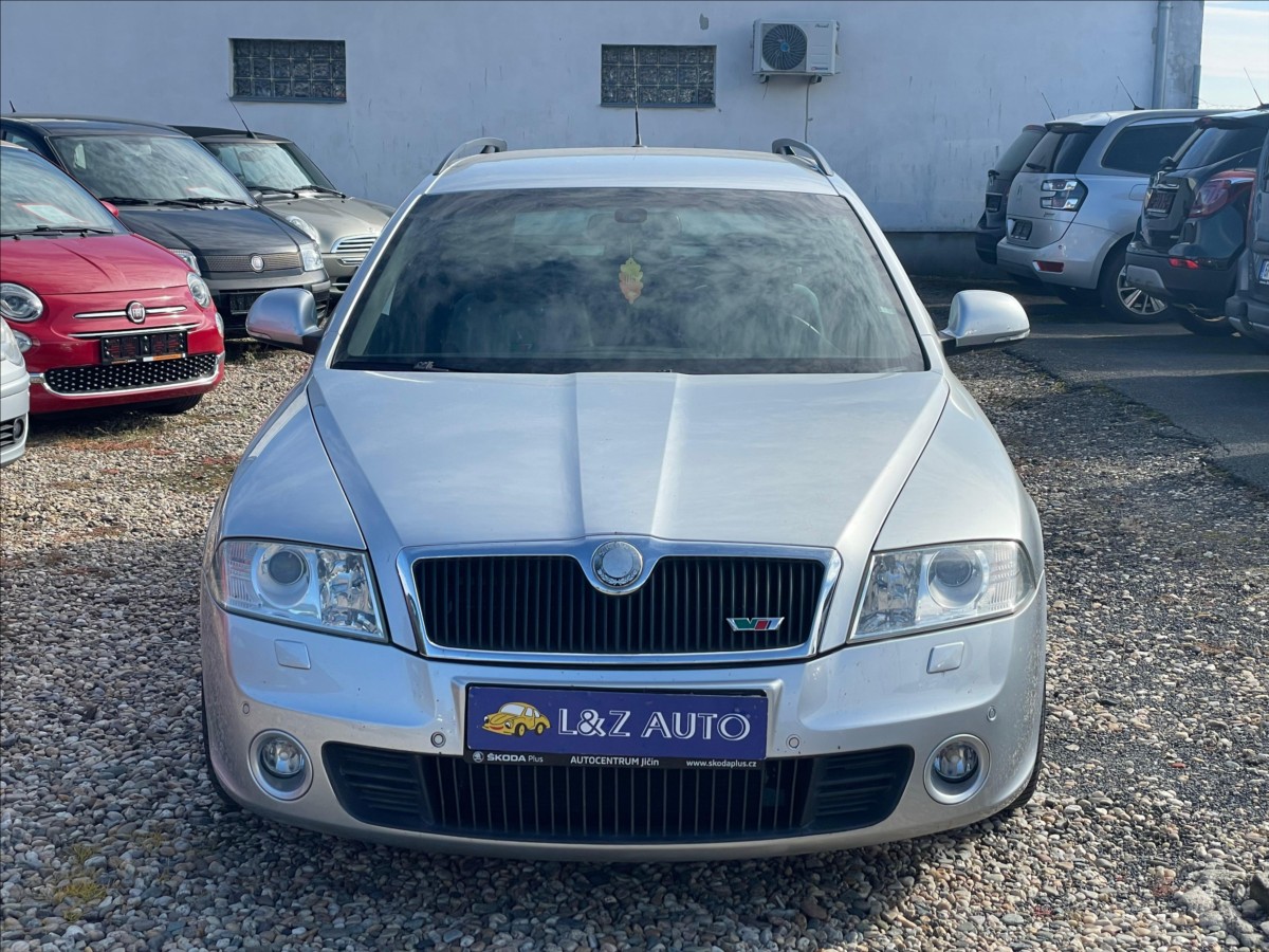 skoda-octavia-2-0-tsi-rs - 1