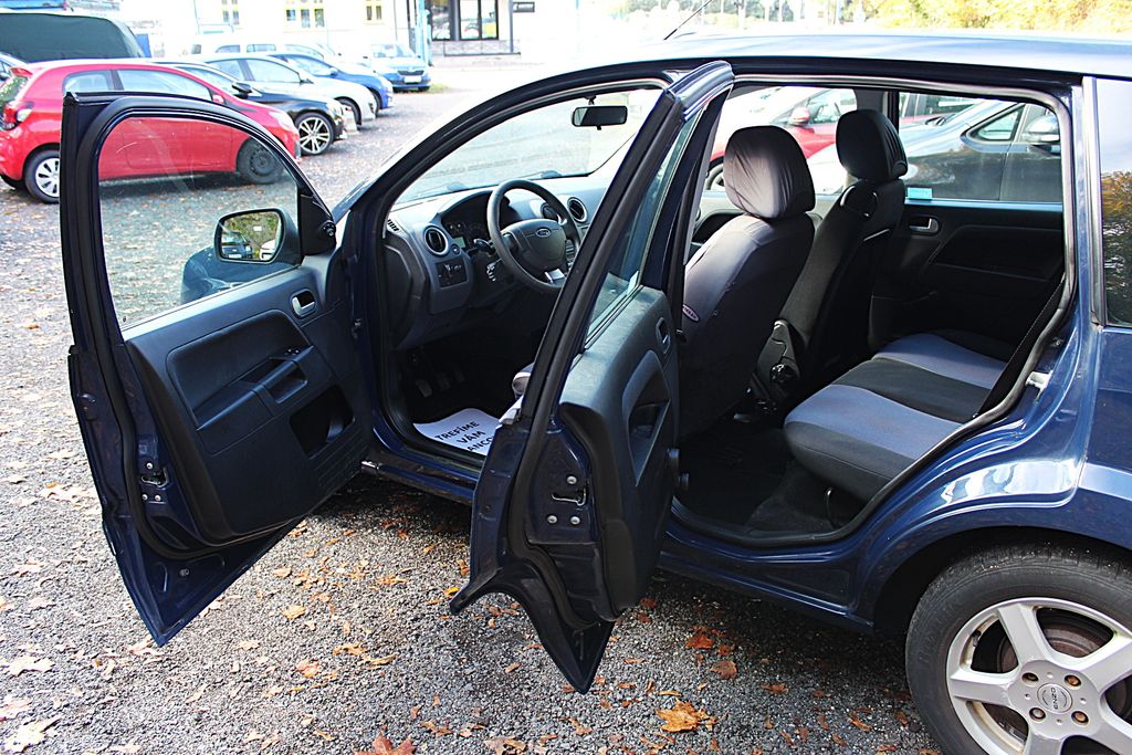 ford-fusion-1-4i-59-kw-klima - 9