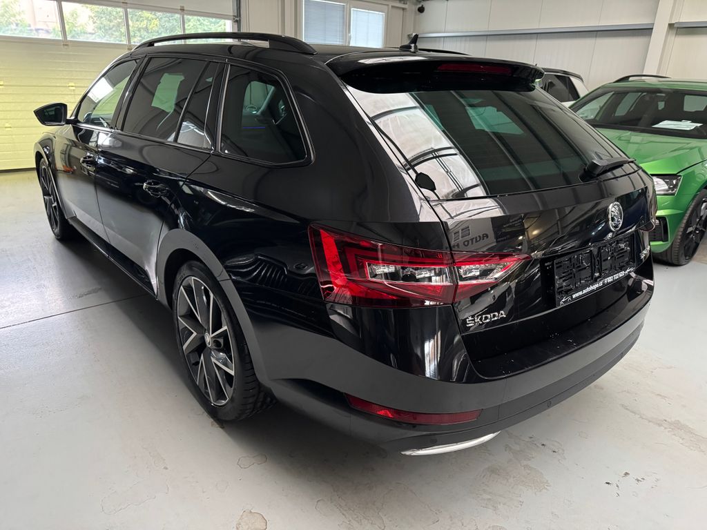 skoda-superb-combi-2-0-tdi-dsg-sportline - 3