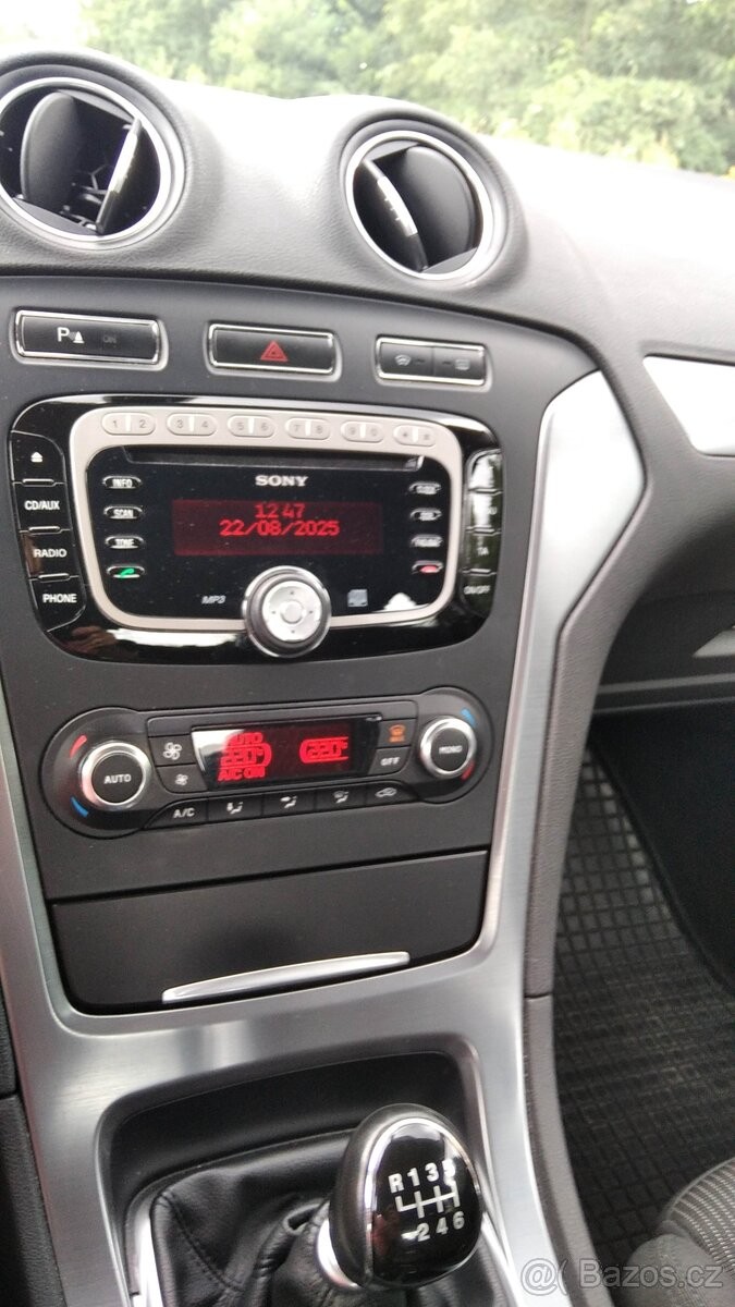 ford-mondeo-2-0-tdci-103kw-2013-160000-km - 4