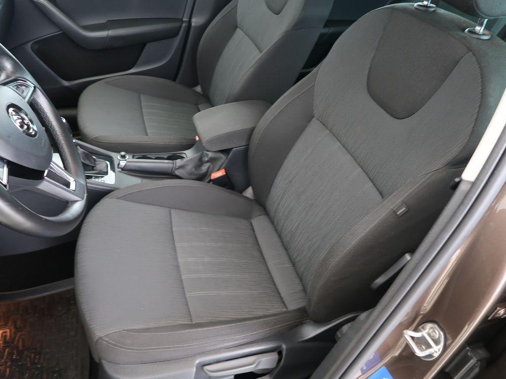 skoda-octavia-1-5-tsi-110kw-style-dsg-cz - 9