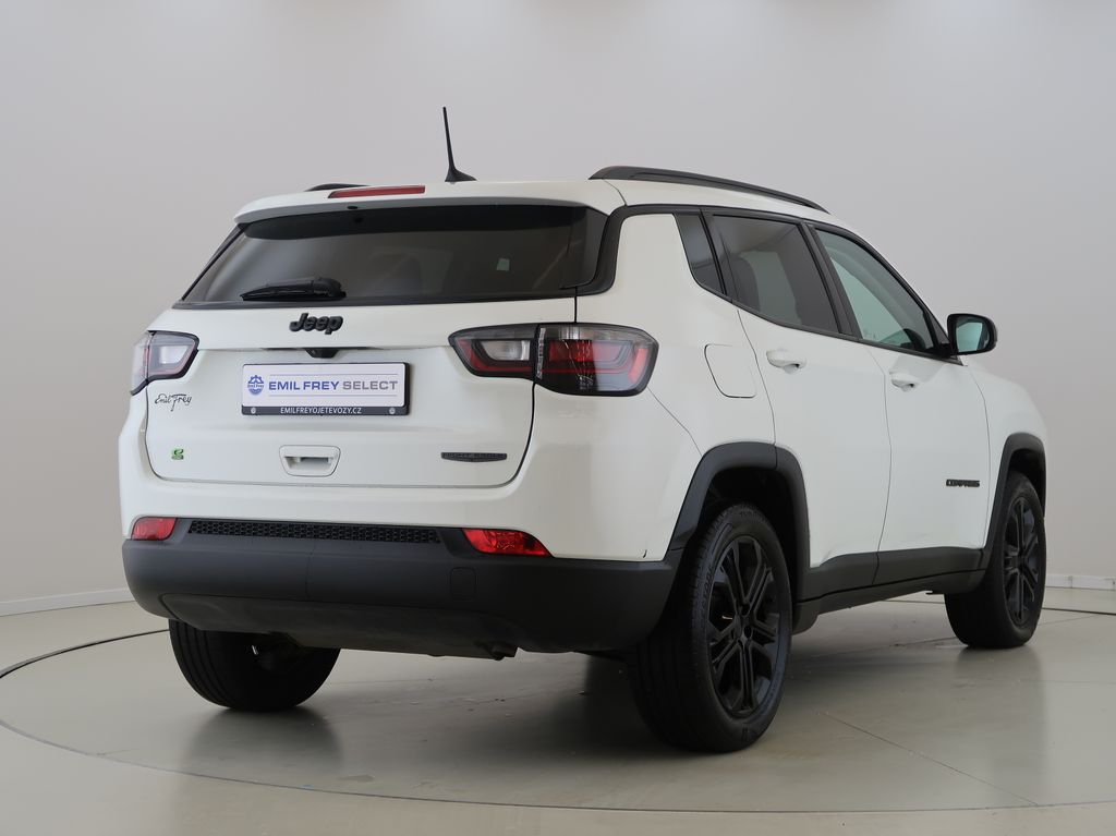 jeep-compass-1-5-e-hybrid-96kw-cz-1maj - 4
