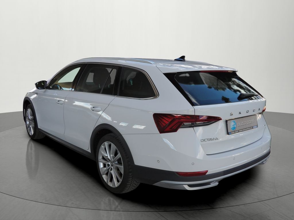 skoda-octavia-2-0tdi-scout-dsg-4x4-cr-dph - 2