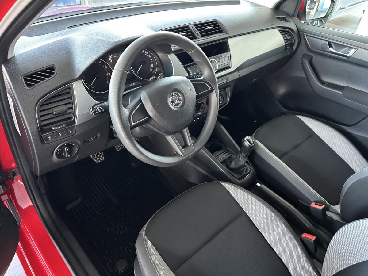 skoda-fabia-1-0-mpi-55kw-serviska-dph - 6