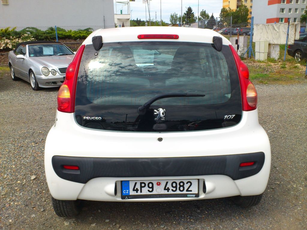 peugeot-107-junior-998-i - 6