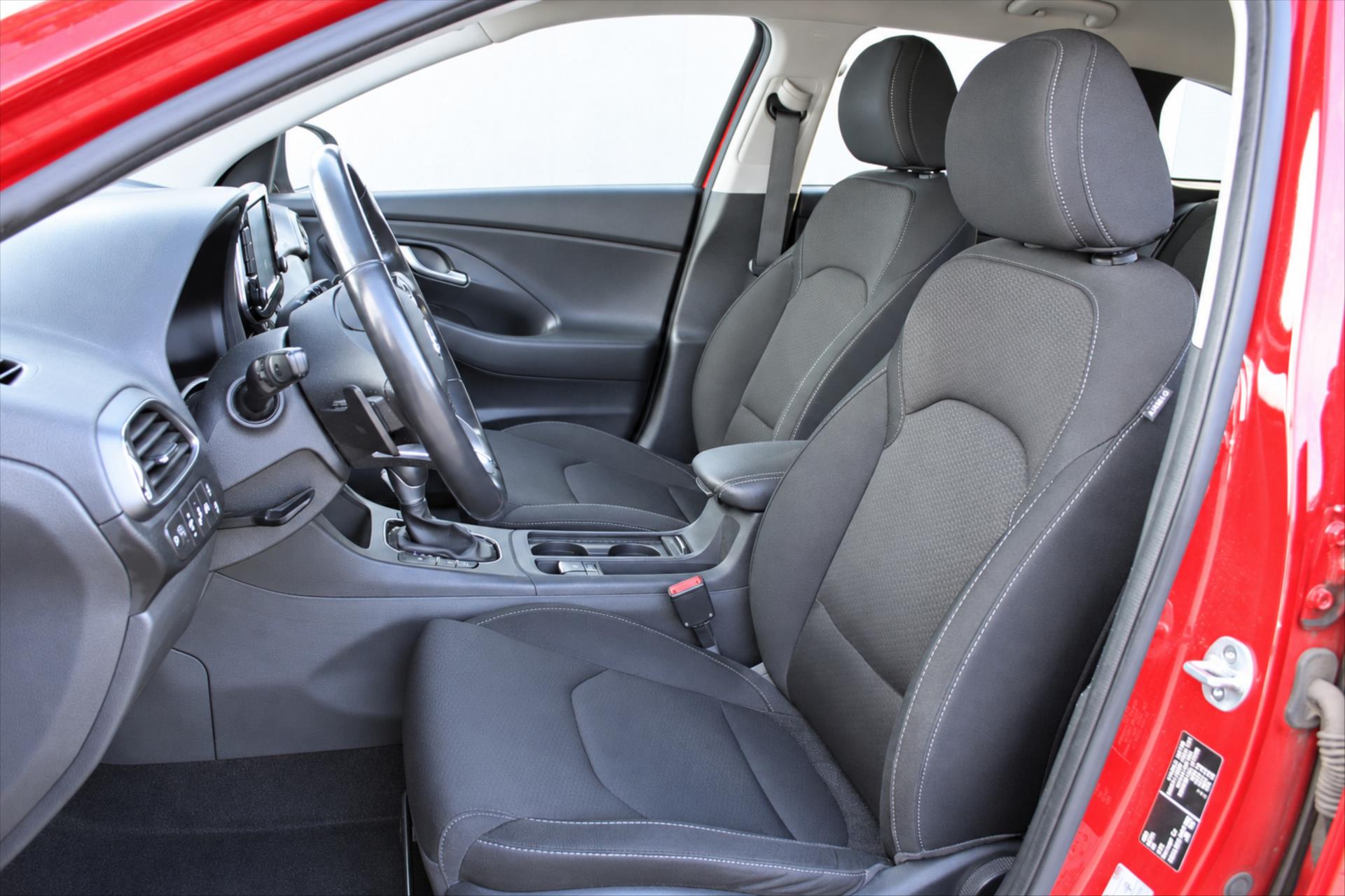 hyundai-i30-1-4-t-gdi-all-inclusive-cr - 8
