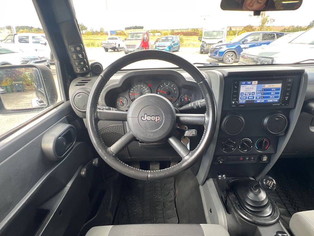 jeep-wrangler-3-8-v6-146kw-4x4 - 8