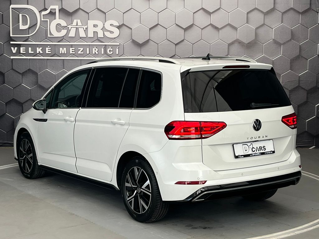 volkswagen-touran-highline-1-5tsi-110kw-dsg-7mist - 1