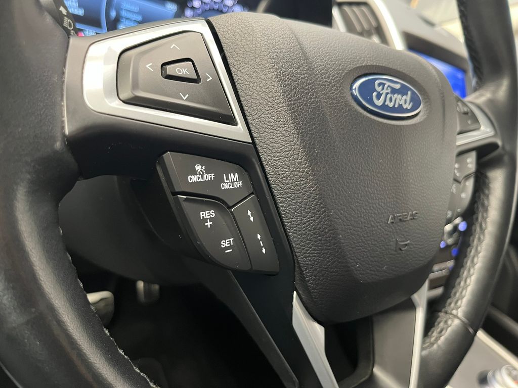 ford-galaxy-2-5-hev-vignale-led-7mist - 8