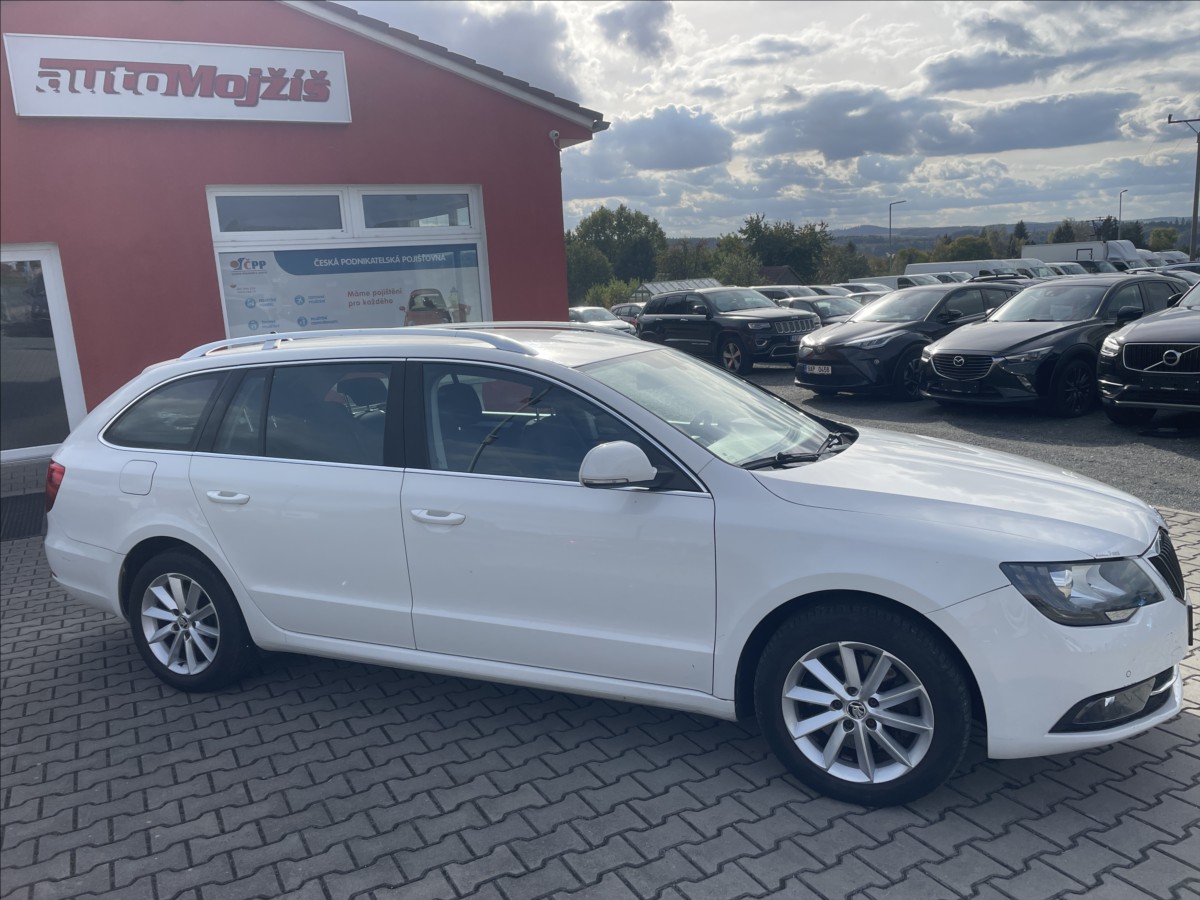 skoda-superb-2-0-tdi-103-kw-digiklima-tz-xenony-ii - 7