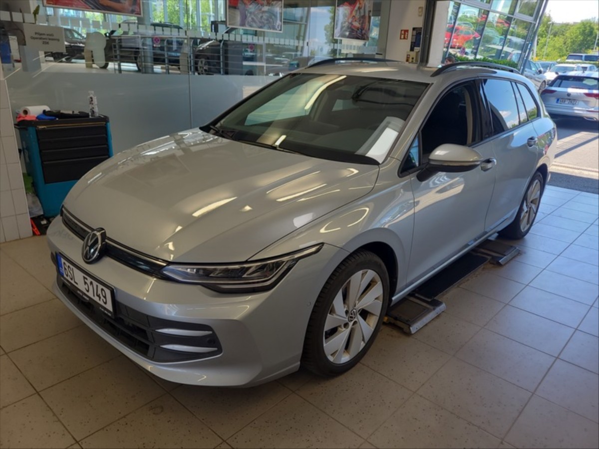 Volkswagen Golf Variant 1,5 eTSi DSG 85kW