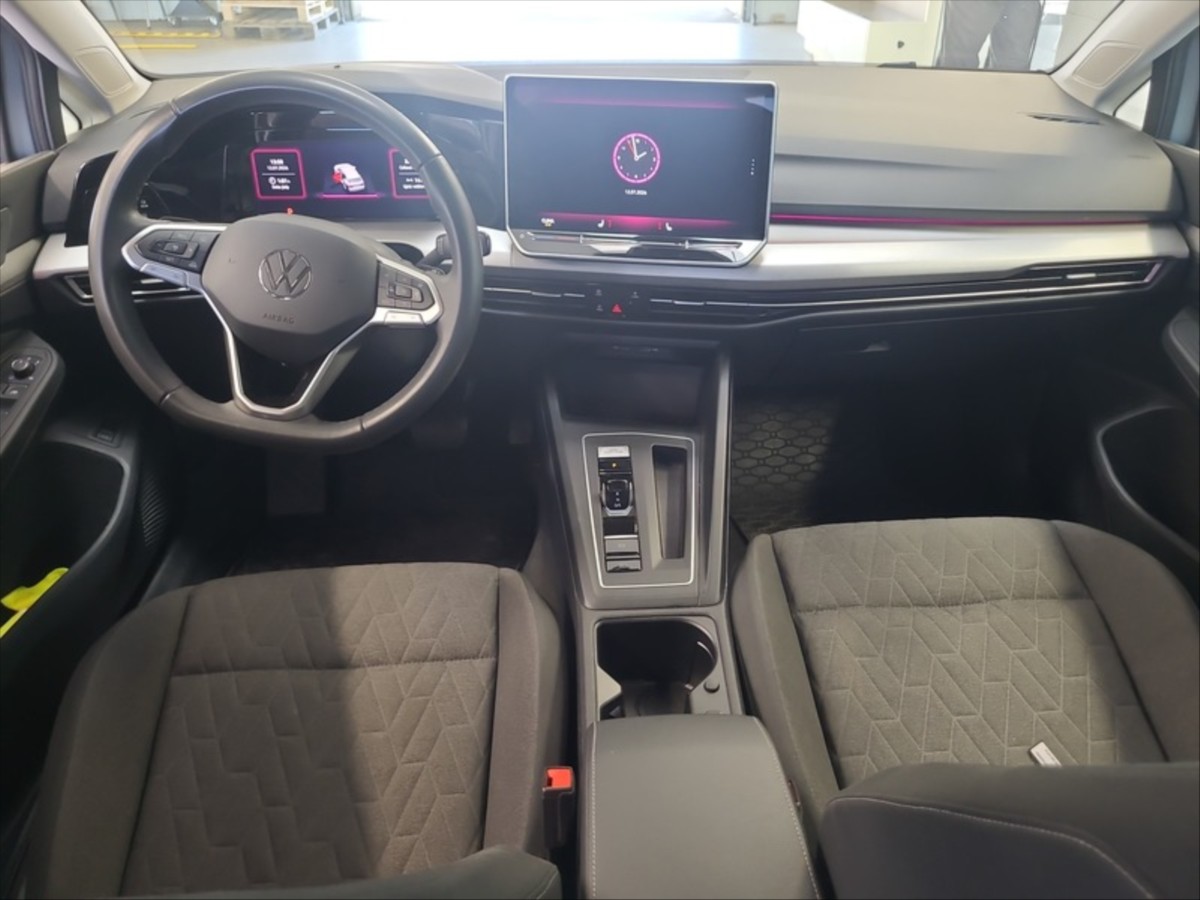 volkswagen-golf-variant-1-5-etsi-dsg-85kw - 2