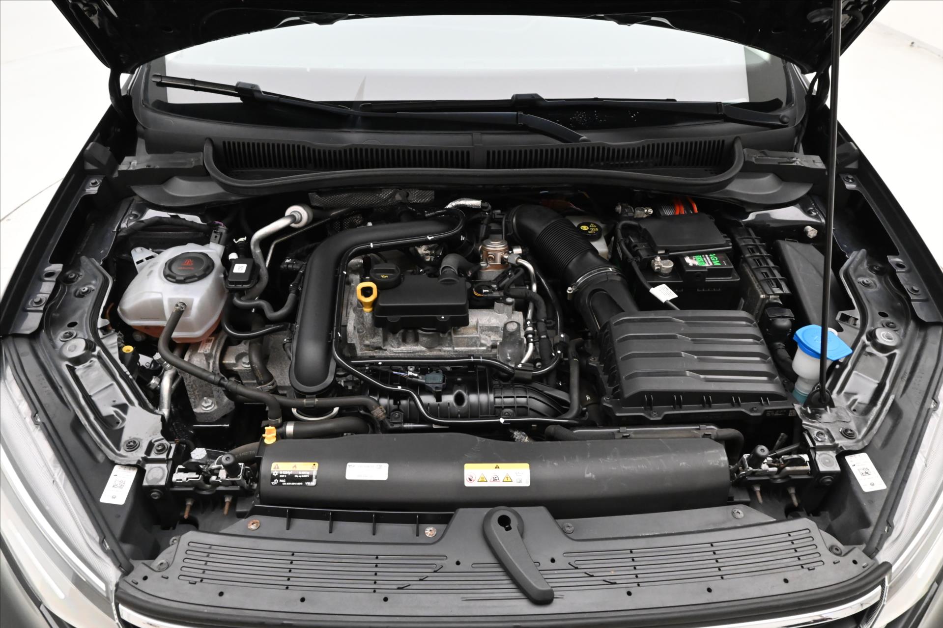 volkswagen-taigo-1-0-tsi-81-kw-dsg-life-zaruka-az-5-let - 8