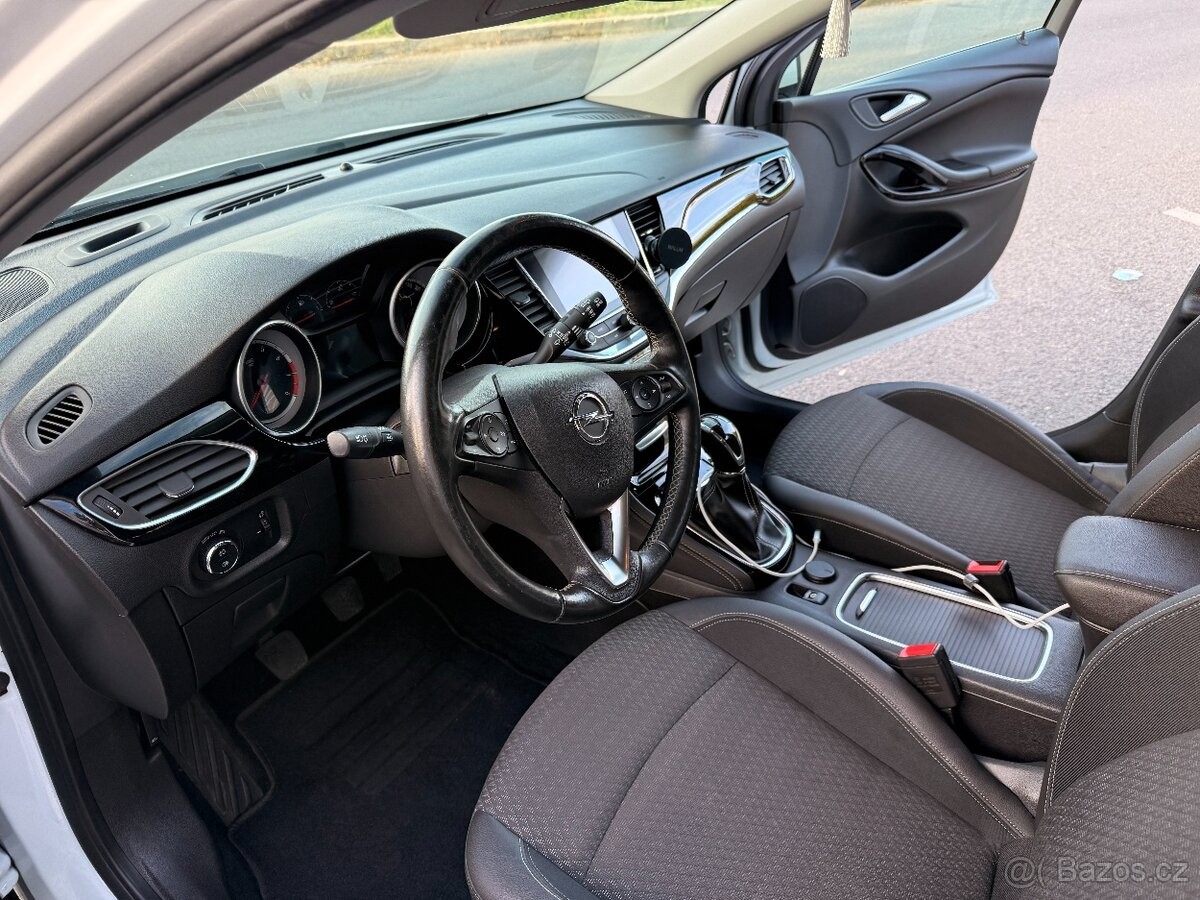 opel-astra-1-4-k-sports-tourer - 5