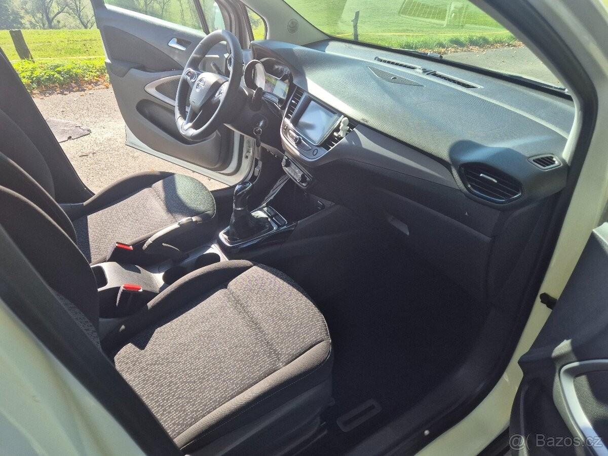 opel-crossland-x-1-2-r-v-19-nove-rozvody - 8