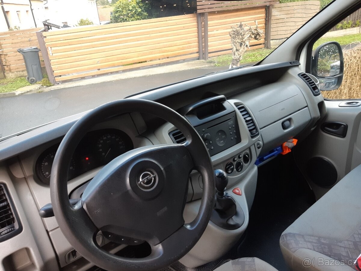opel-vivaro-1-9-74kw - 6