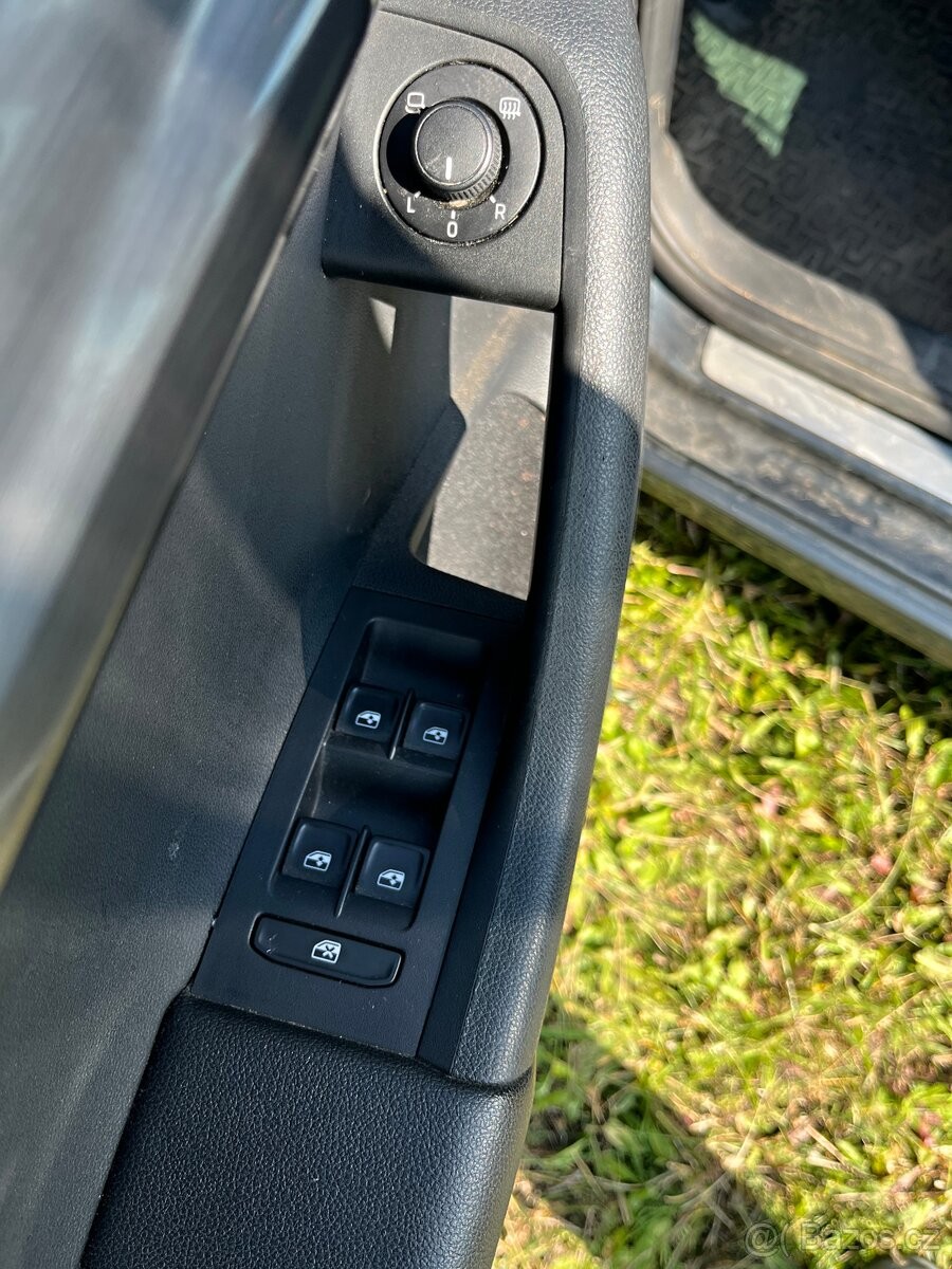 skoda-octavia-2-0-tdi-110kw-dsg - 3