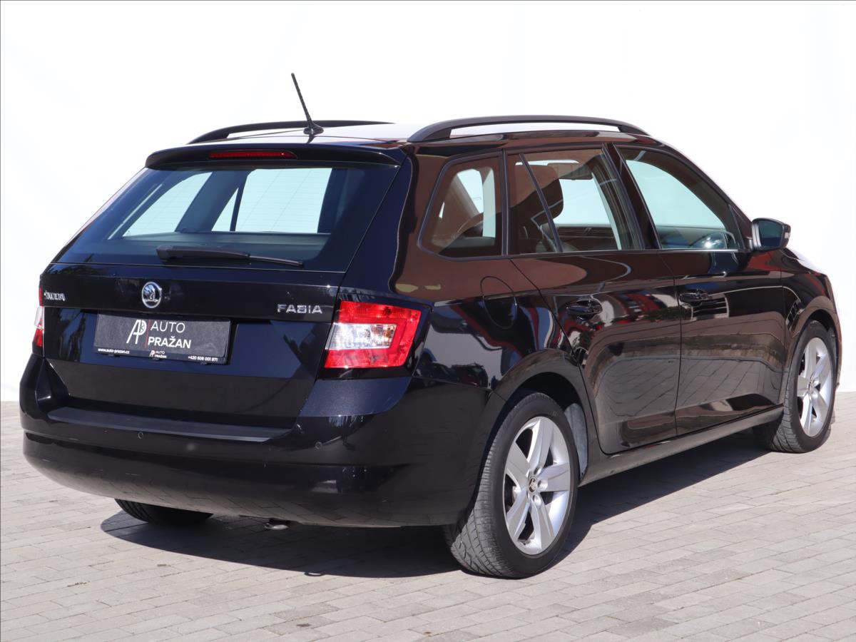 skoda-fabia-1-2-tsi-66kw-parkpilot-klima - 5