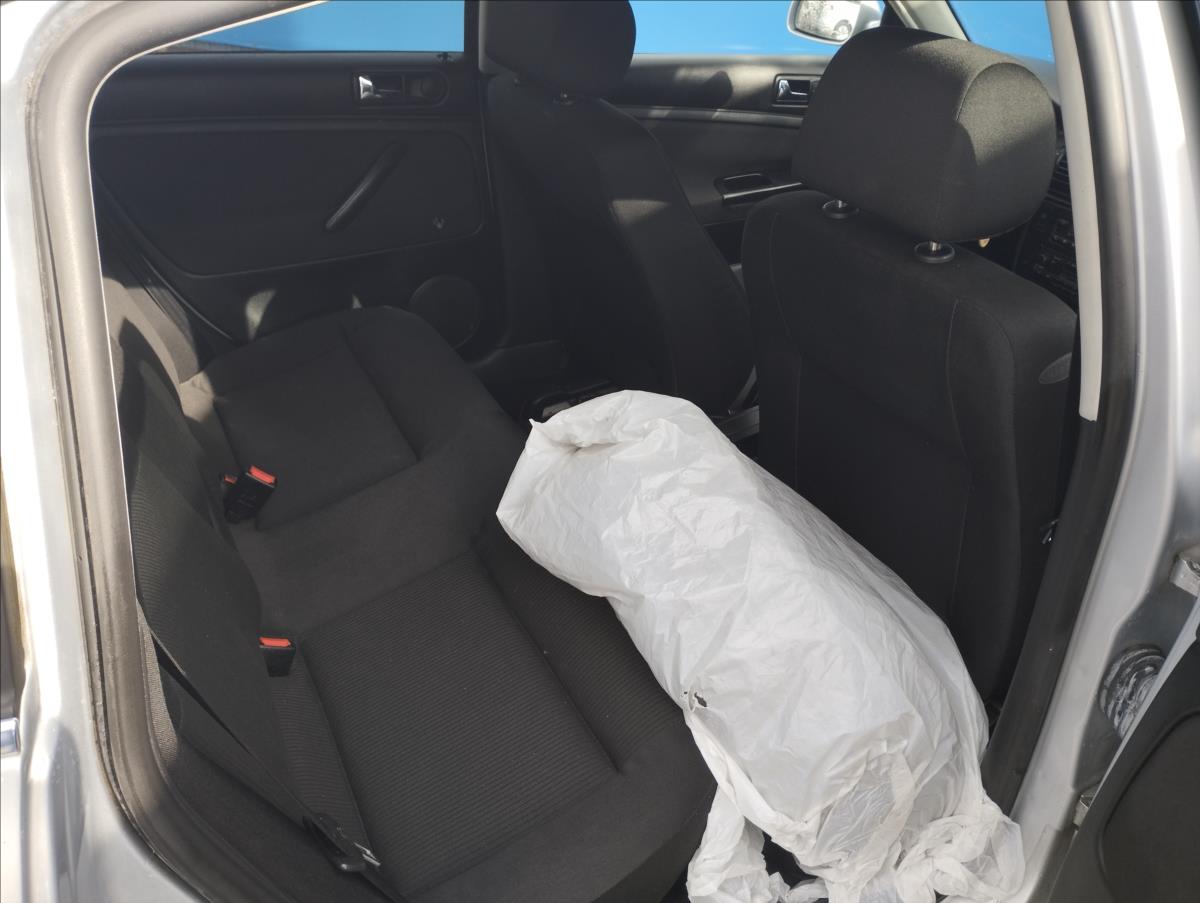 volkswagen-passat-2-0-85kw - 9