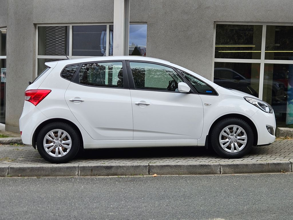 hyundai-ix20-1-4i-trikolor-essential-1-maj - 5