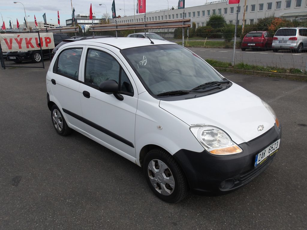 chevrolet-spark-0-8-i-387kw-najeto-46-000km-cr - 2