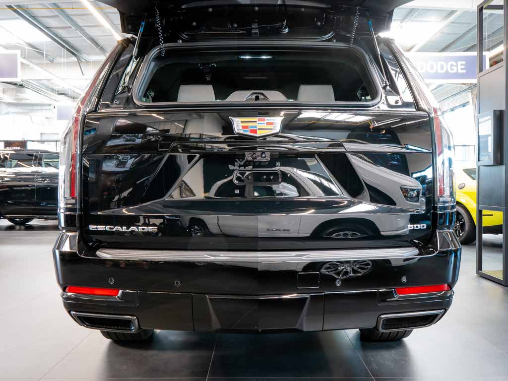 cadillac-escalade-6-2-esv-sport-platinum-2026 - 4