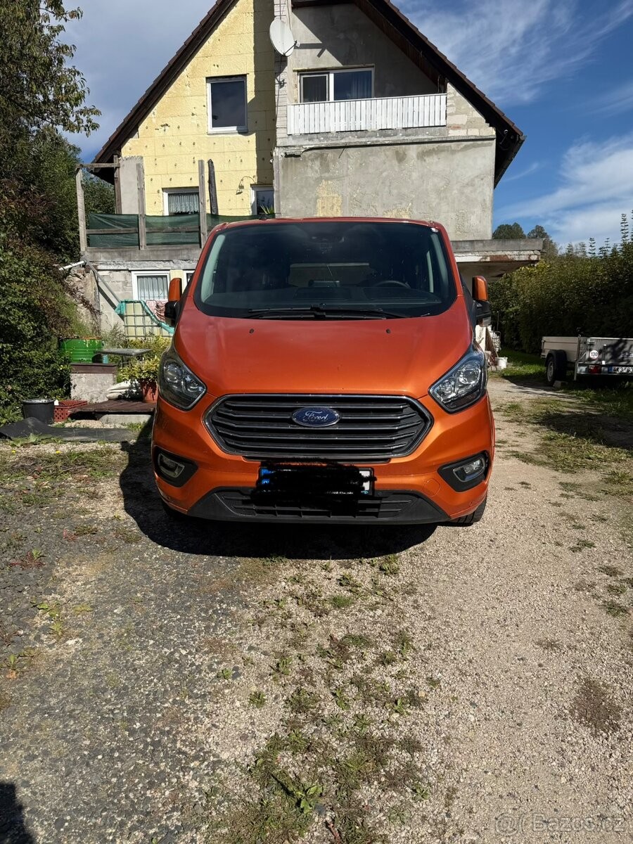 Ford Tourneo Custom 