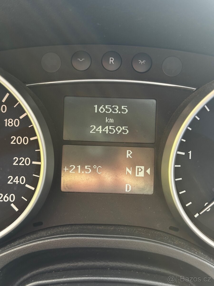 mercedes-benz-tridy-m-3-0-ml320cdi - 5